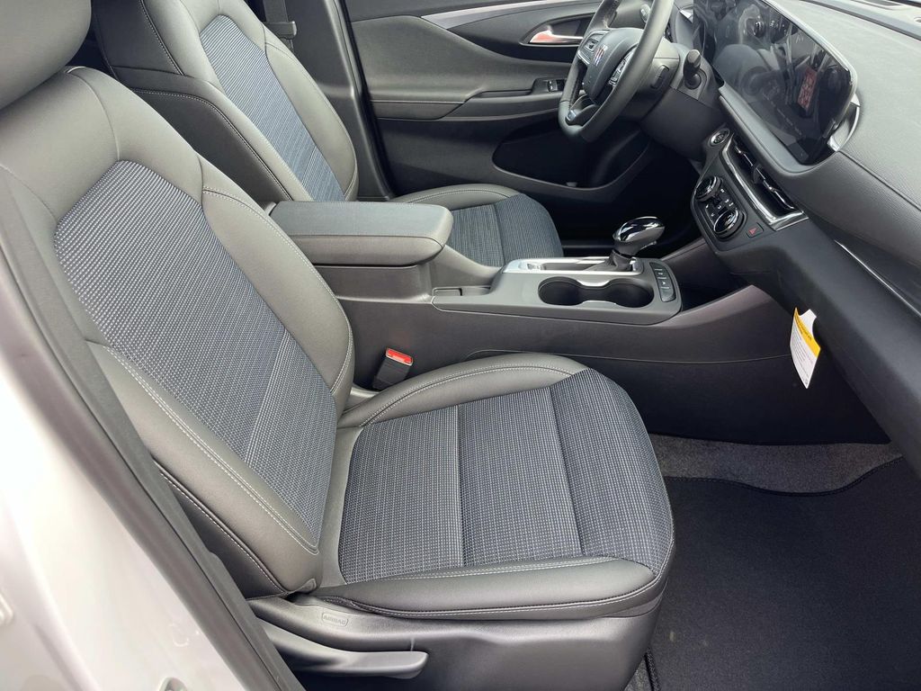 2026 Buick Envista Preferred - Photo 14