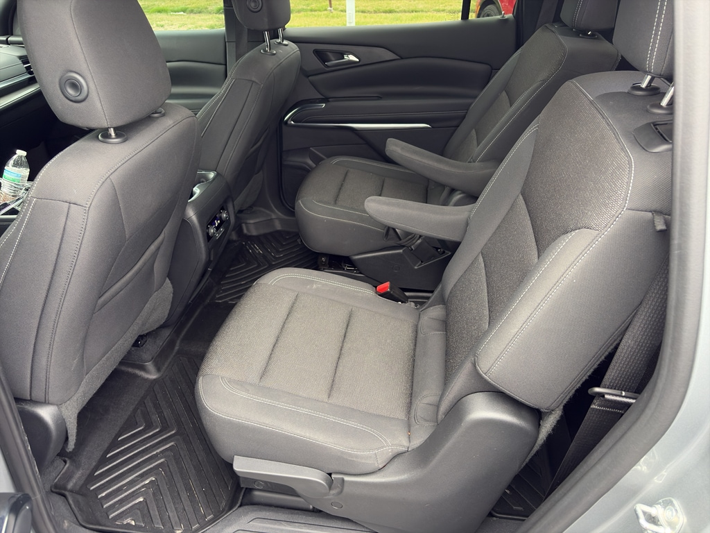 Certified 2024 Chevrolet Traverse FWD LT Sport Utility