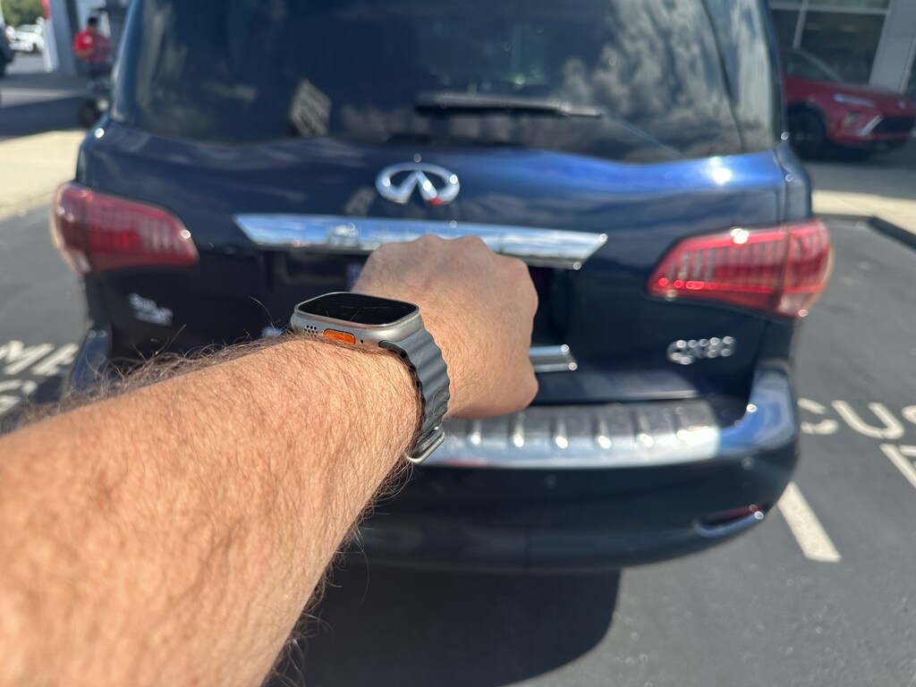2015 Infiniti QX80 Base photo 4