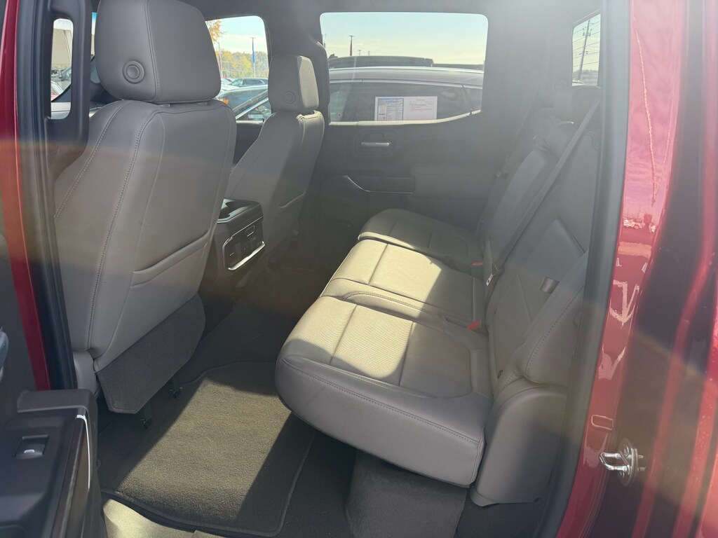 2021 Gmc Sierra 1500 SLT photo 4