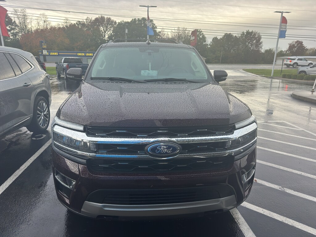 2024 Ford Expedition MAX Limited photo 2
