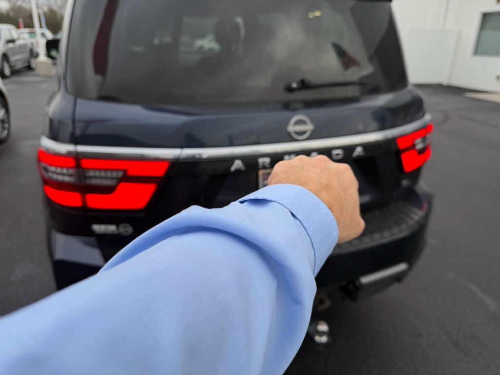 Used 2021 Nissan Armada SL Sport Utility