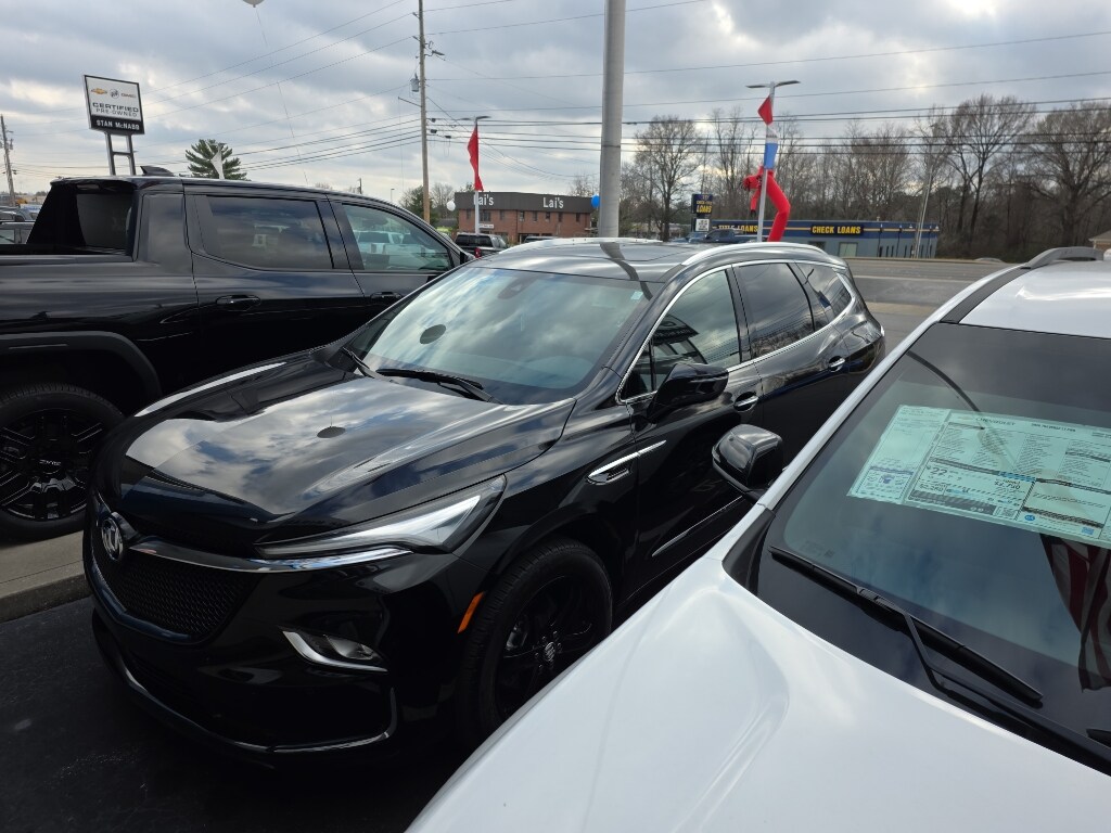 Used 2024 Buick Enclave Essence Sport Utility
