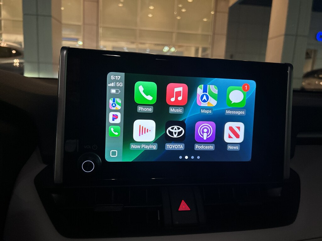 2024 Toyota RAV4 XLE photo 2