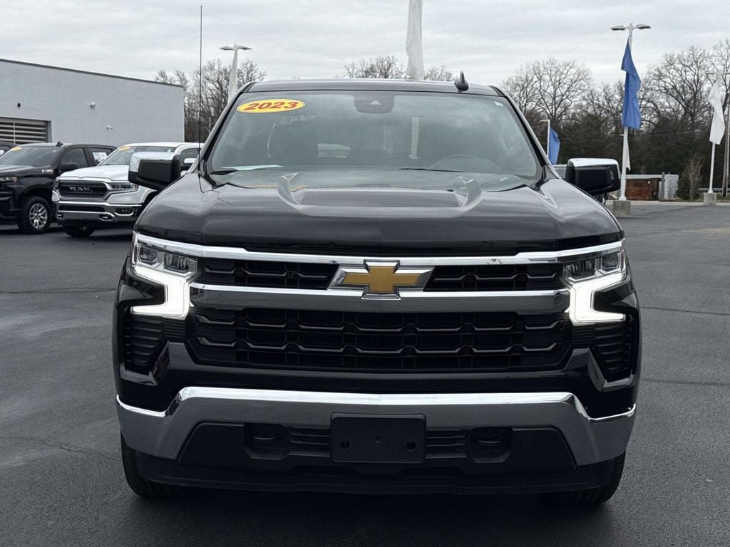 Used 2023 Chevrolet Silverado LT Crew Cab