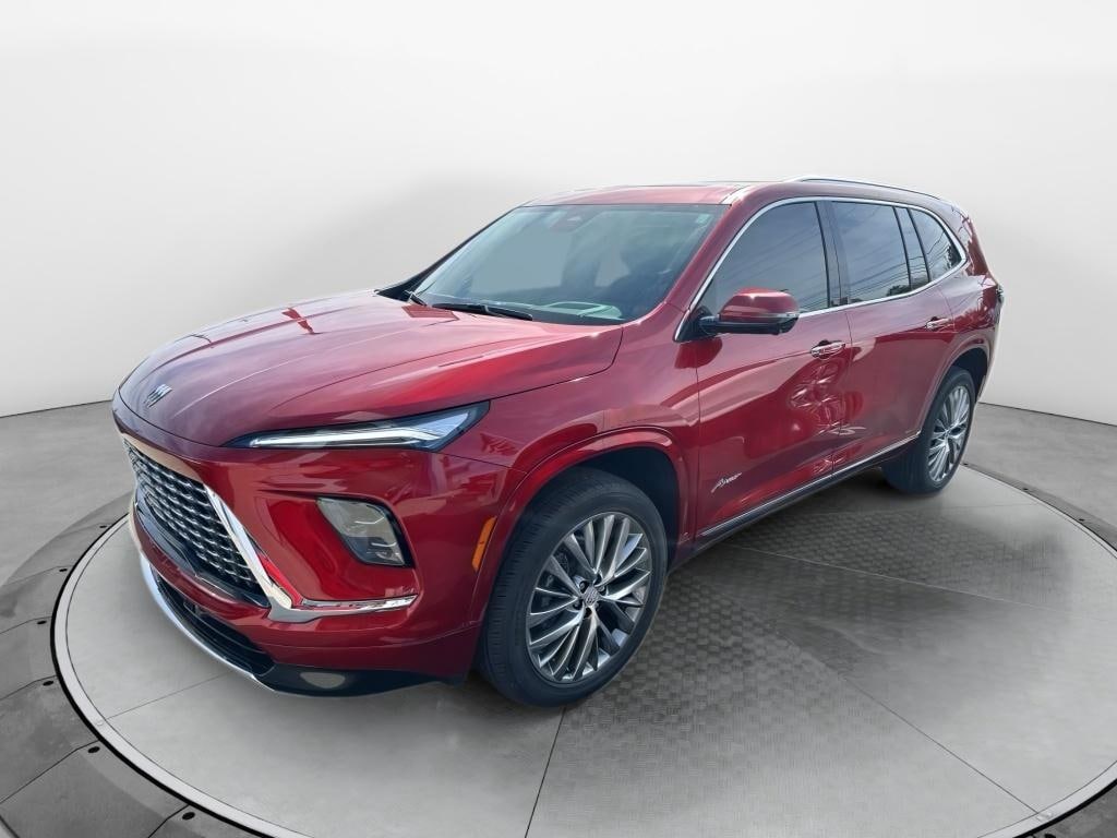 Used 2025 Buick Enclave Avenir Sport Utility