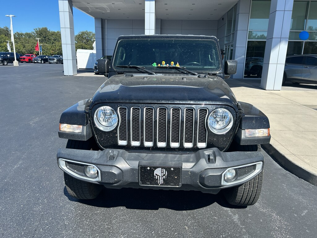 2020 Jeep Wrangler Unlimited Sahara photo 3