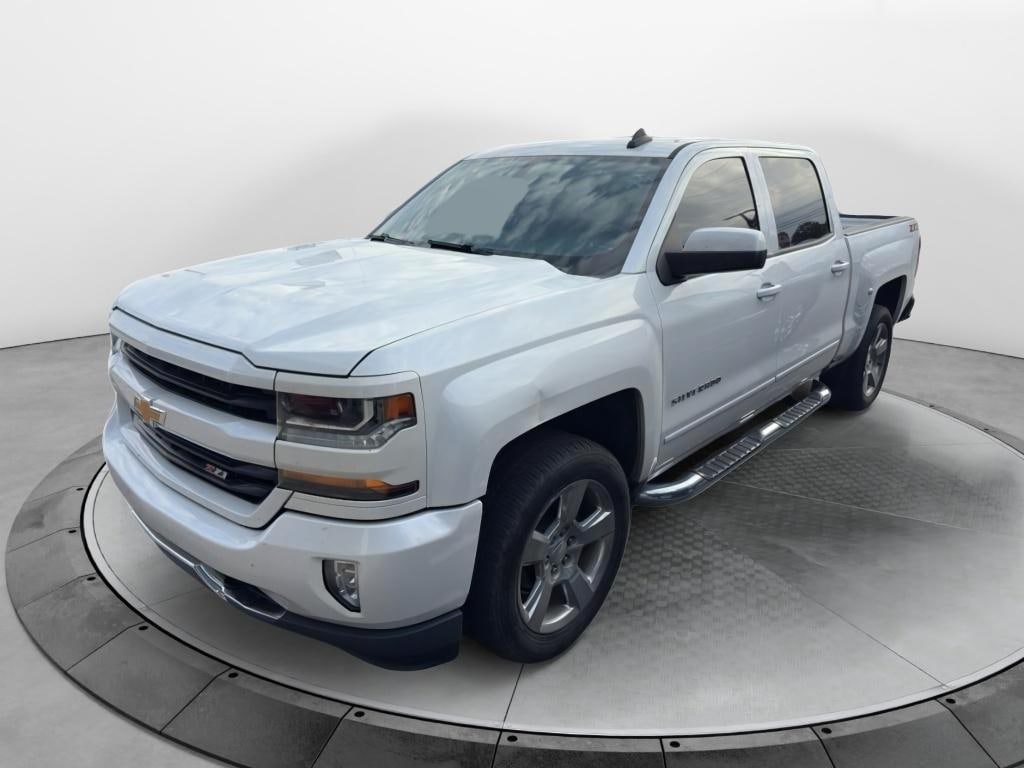 Used 2018 Chevrolet Silverado LT Crew Cab