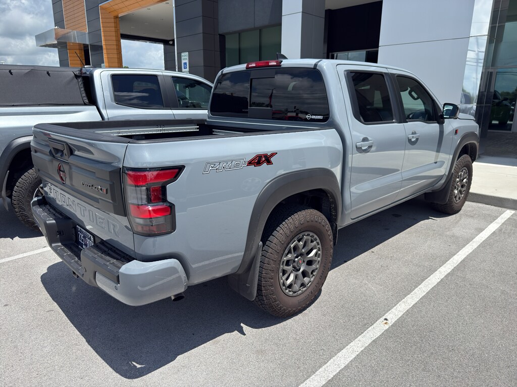 Used 2026 Nissan Frontier PRO-4X w/R Package Truck Crew Cab