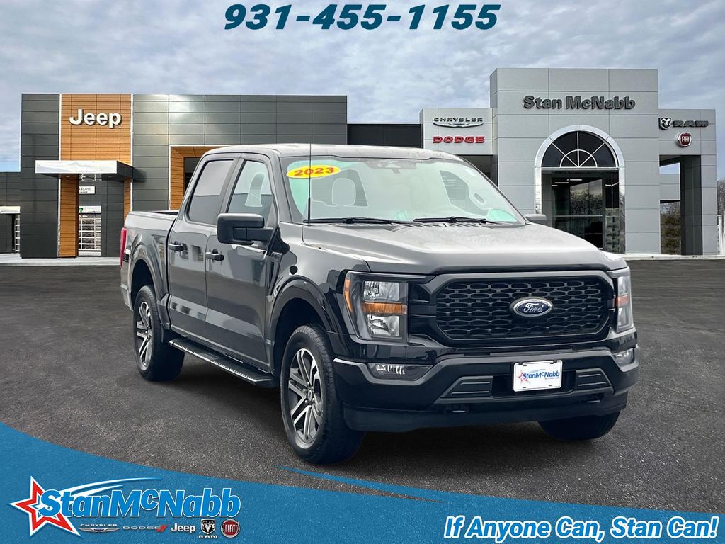 2023 Ford F-150 XL's photo