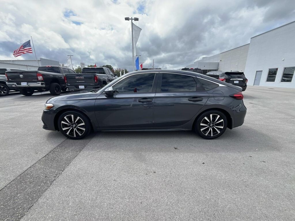 Used 2022 Honda Civic EX-L Hatchback