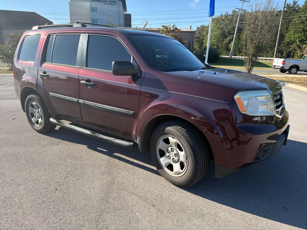 Used 2013 Honda Pilot LX FWD SUV