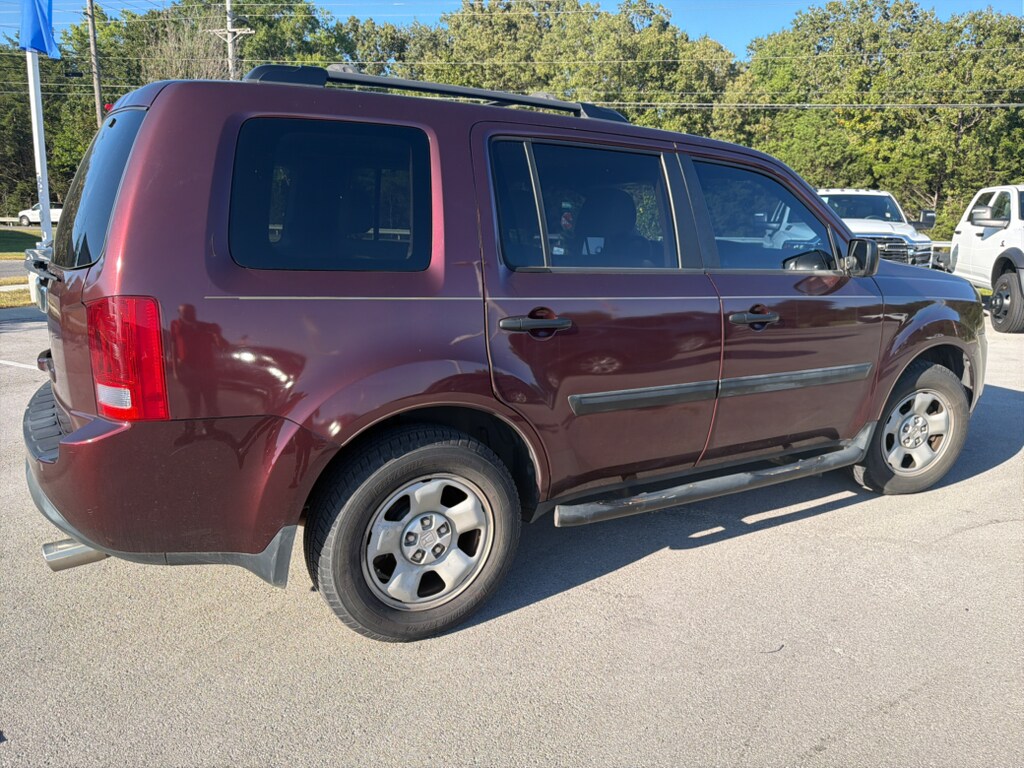 Used 2013 Honda Pilot LX FWD SUV