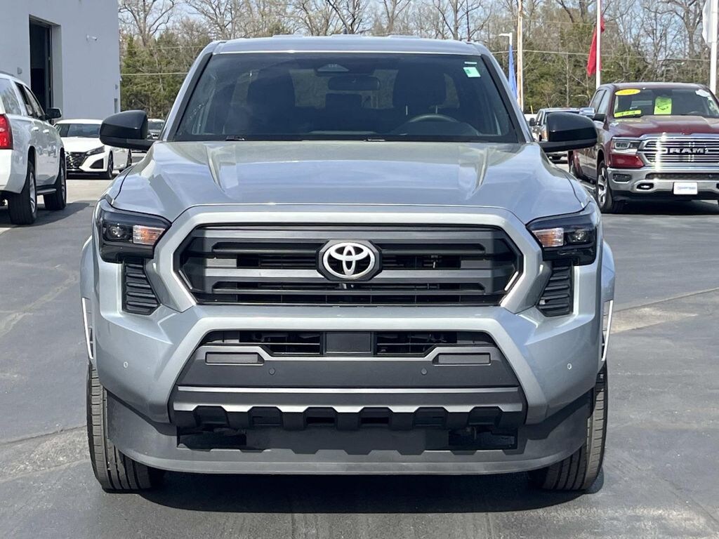 Used 2024 Toyota Tacoma SR Truck Double Cab