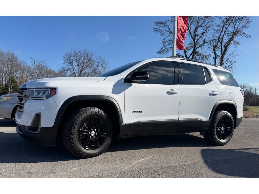 2021 GMC Acadia AT4's photo
