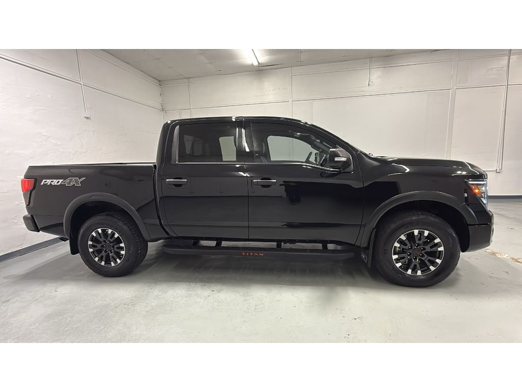 Used 2023 Nissan Titan PRO-4X Utility Package 5.6L V8 Leather Crew Cab