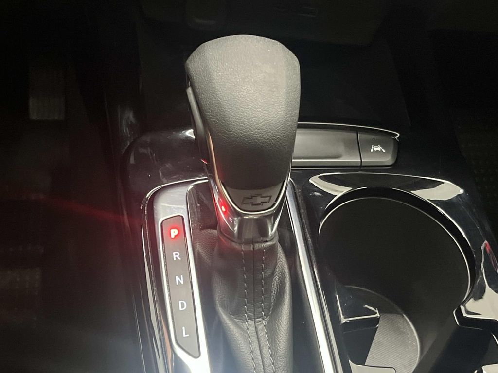 2025 Chevrolet Trax Activ - Photo 24