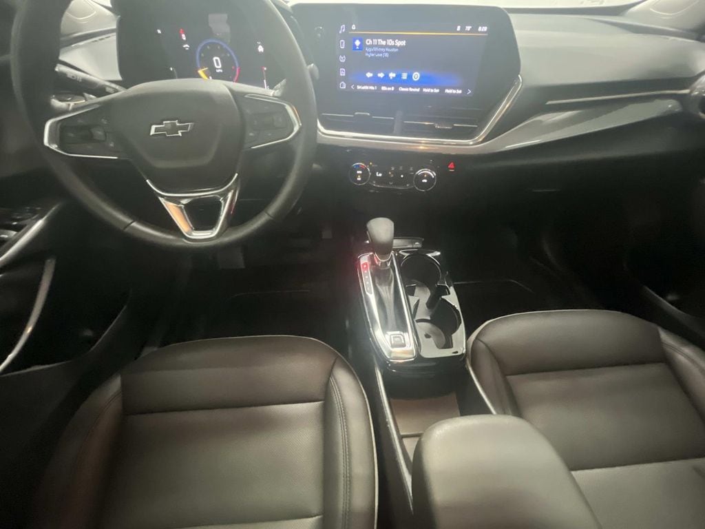 2025 Chevrolet Trax Activ - Photo 14