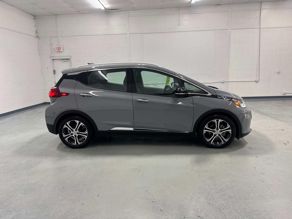 Used 2020 Chevrolet Bolt EV Premier with VIN 1G1FZ6S03L4141330 for sale in Tullahoma, TN