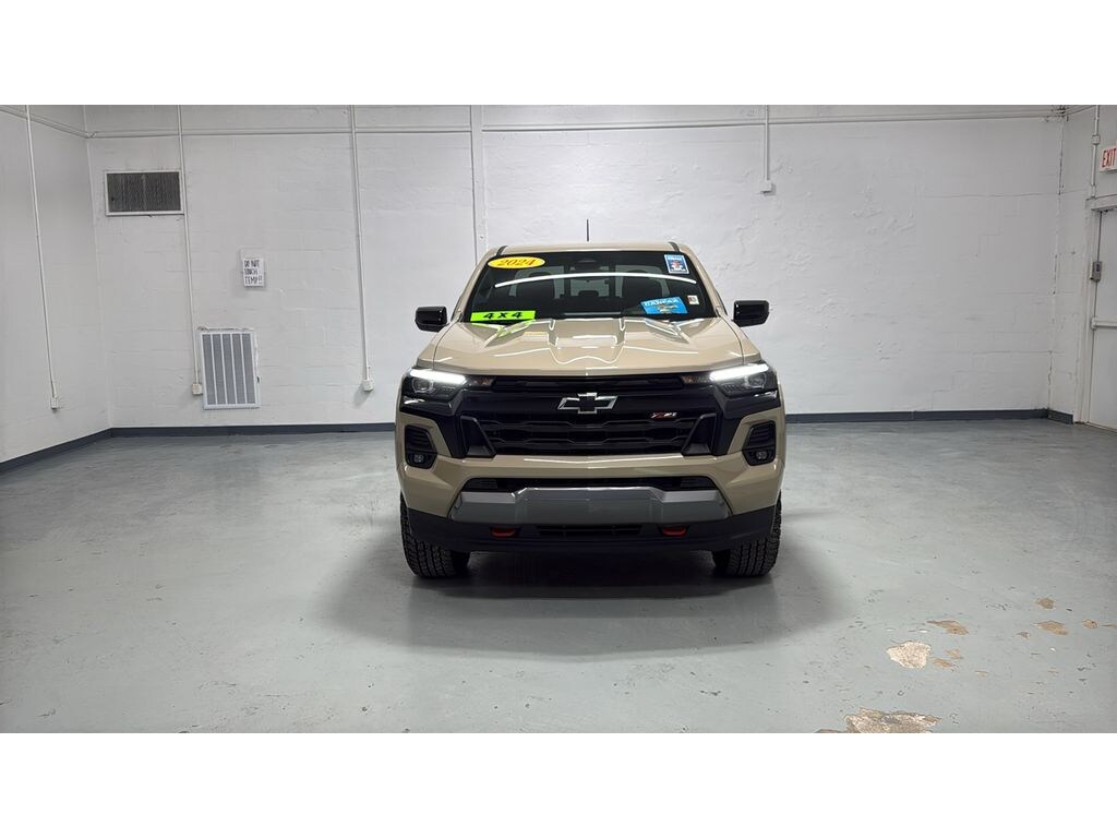Used 2024 Chevrolet Colorado 4WD Z71 Color Combo!! Crew Cab