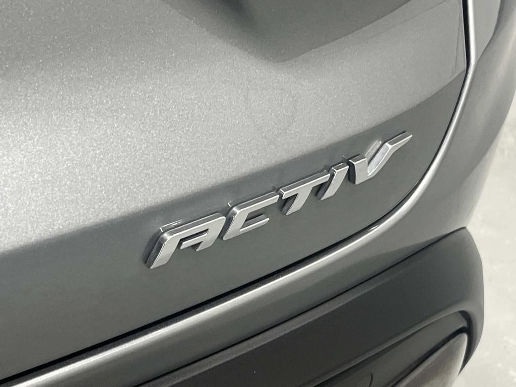 2025 Chevrolet Trax Activ - Photo 10