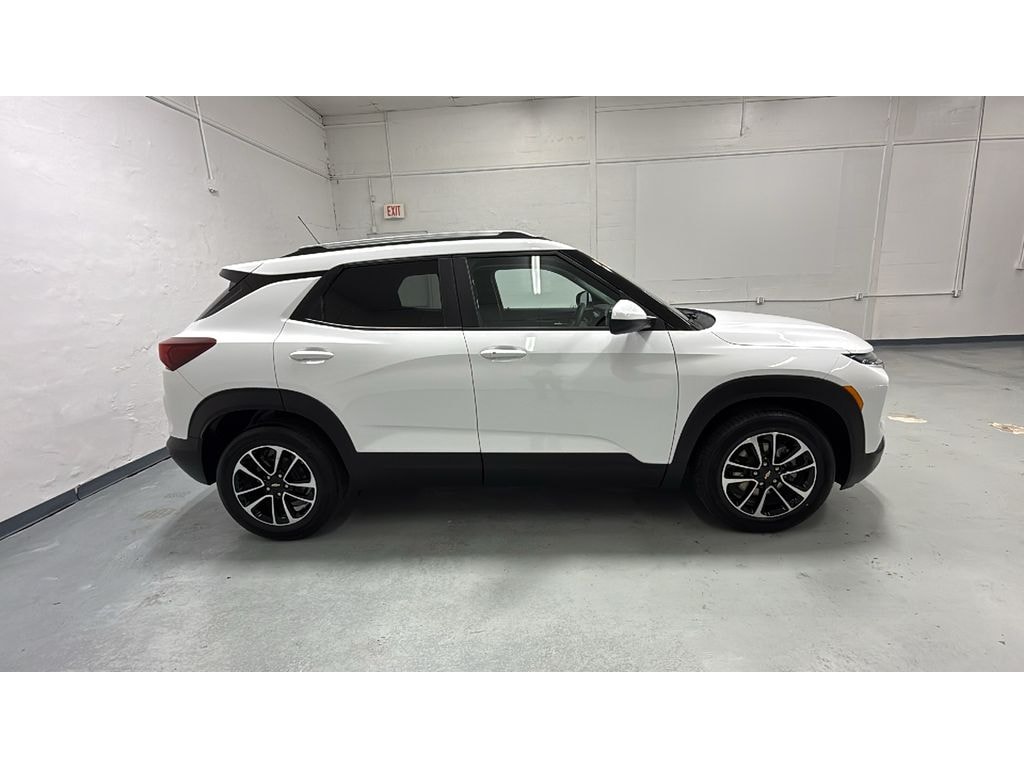 Used 2025 Chevrolet Trailblazer LT 1 Owner Sport Utility