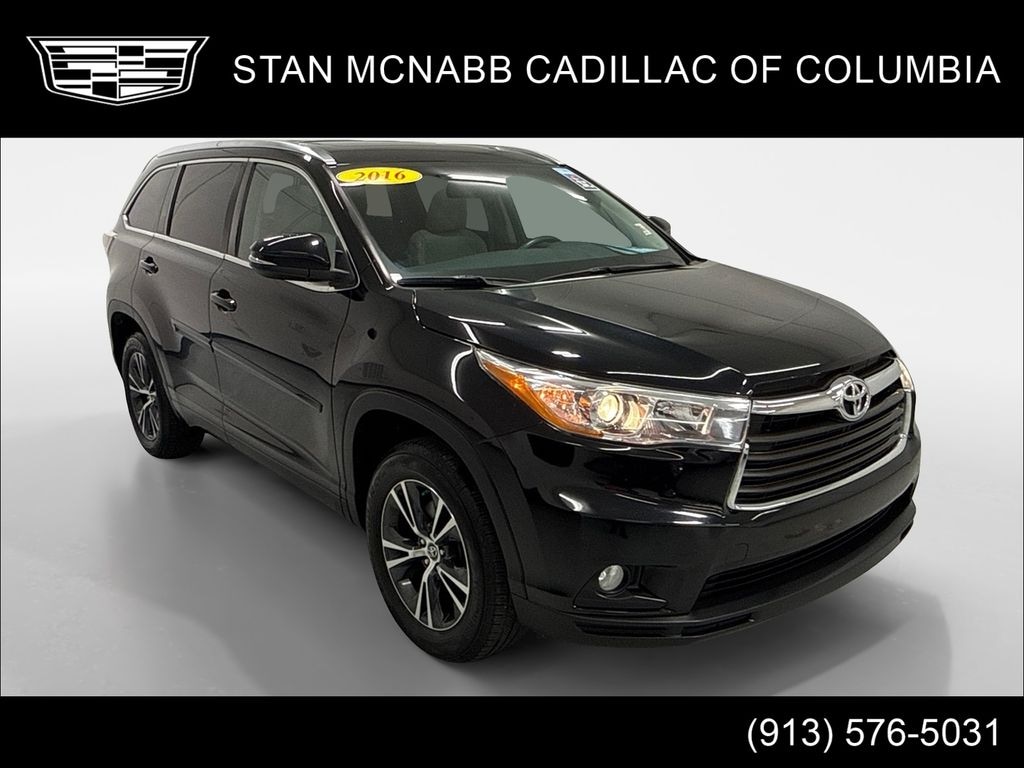 Used 2016 Toyota Highlander XLE FWD 3.5L V6 Sport Utility
