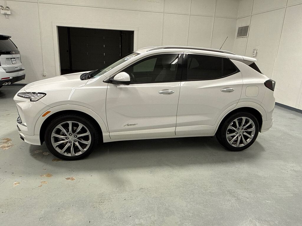 Certified 2024 Buick Encore GX Avenir FWD 1 Owner GM Certified Sport Utility