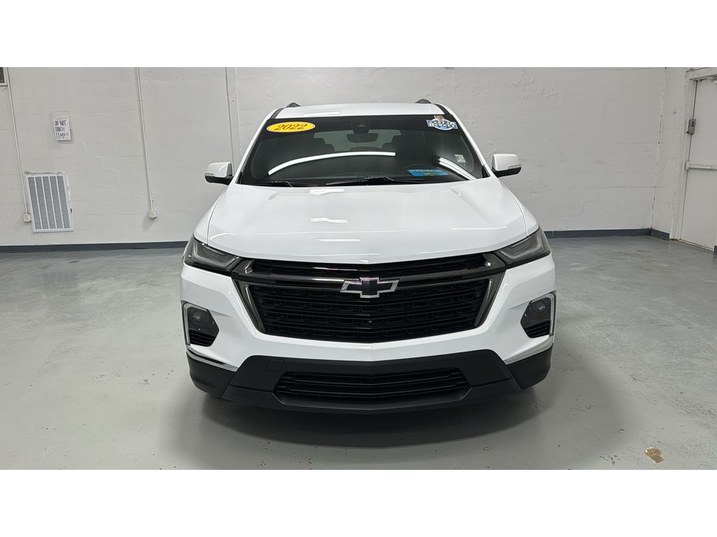 2022 Chevrolet Traverse Cloth photo 2