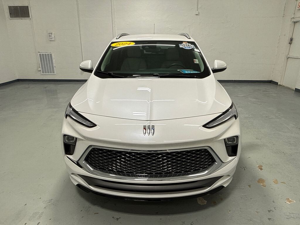 Certified 2024 Buick Encore GX Avenir FWD 1 Owner GM Certified Sport Utility