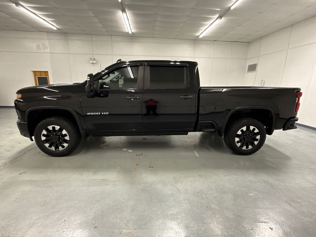 Used 2020 Chevrolet Silverado Custom Crew Cab   6.6L Gas 4x4 Crew Cab