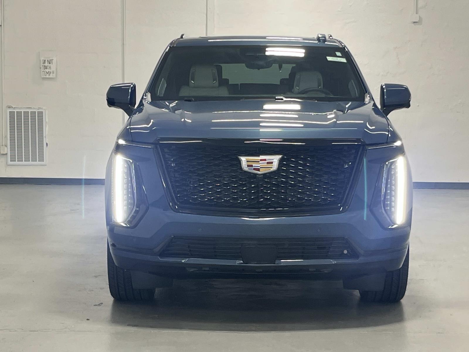 New 2026 Cadillac Escalade 4WD Platinum Sport 6.2L Onyx Package Sport Utility