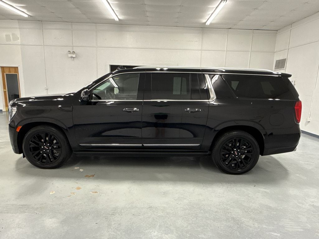 Used 2024 GMC Yukon XL Denali Ultimate 6.2L 4WD 1 Owner SUV