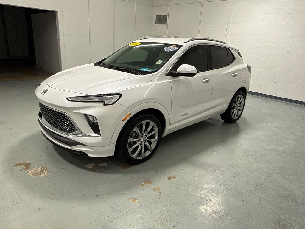 Certified 2024 Buick Encore GX Avenir FWD 1 Owner GM Certified Sport Utility