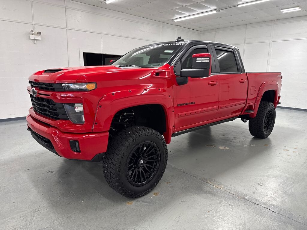 New 2025 Chevrolet Silverado LT Z92 4x4 6.6L V8 by ALC Black Top Crew Cab