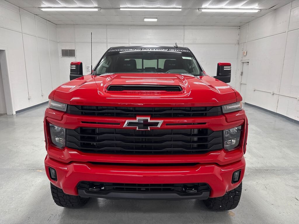 New 2025 Chevrolet Silverado LT Z92 4x4 6.6L V8 by ALC Black Top Crew Cab