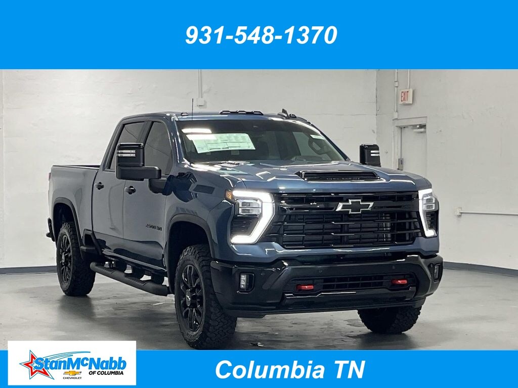 New 2026 Chevrolet Silverado LT Z71 Trail Boss Crew Cab 4x4 6.6L Gas Crew Cab