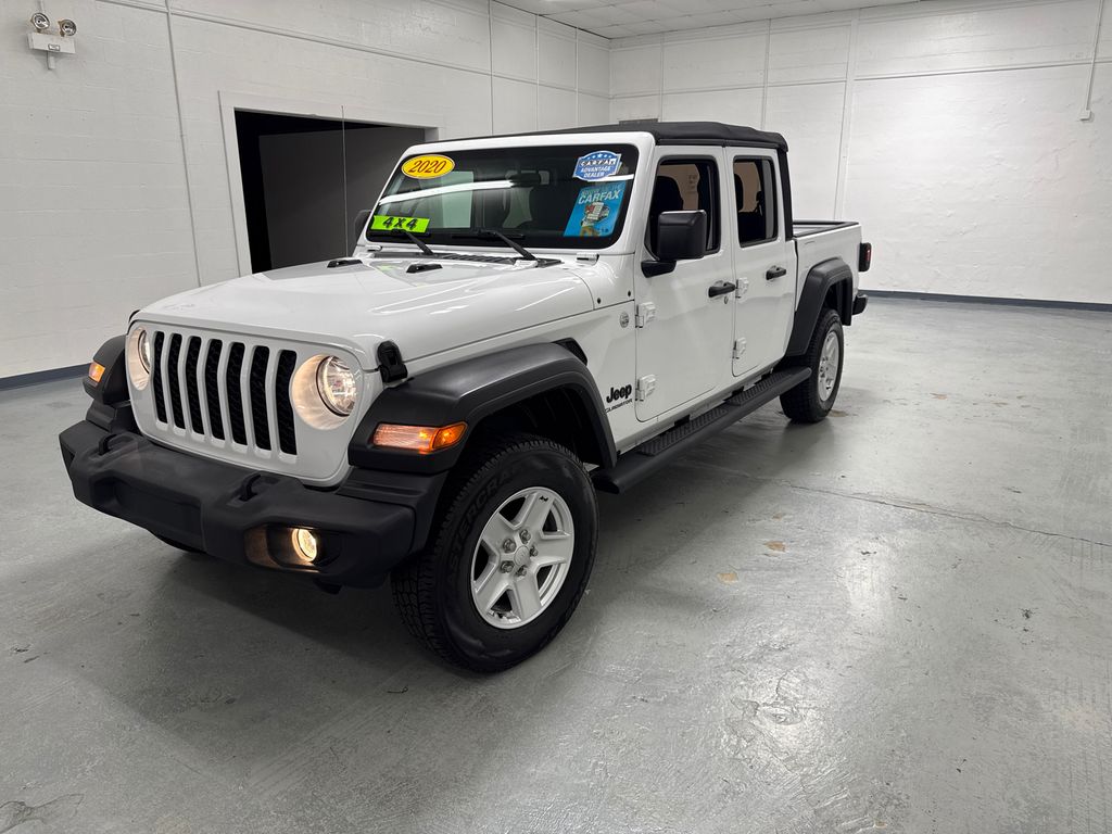 2020 Jeep Gladiator Sport photo 3
