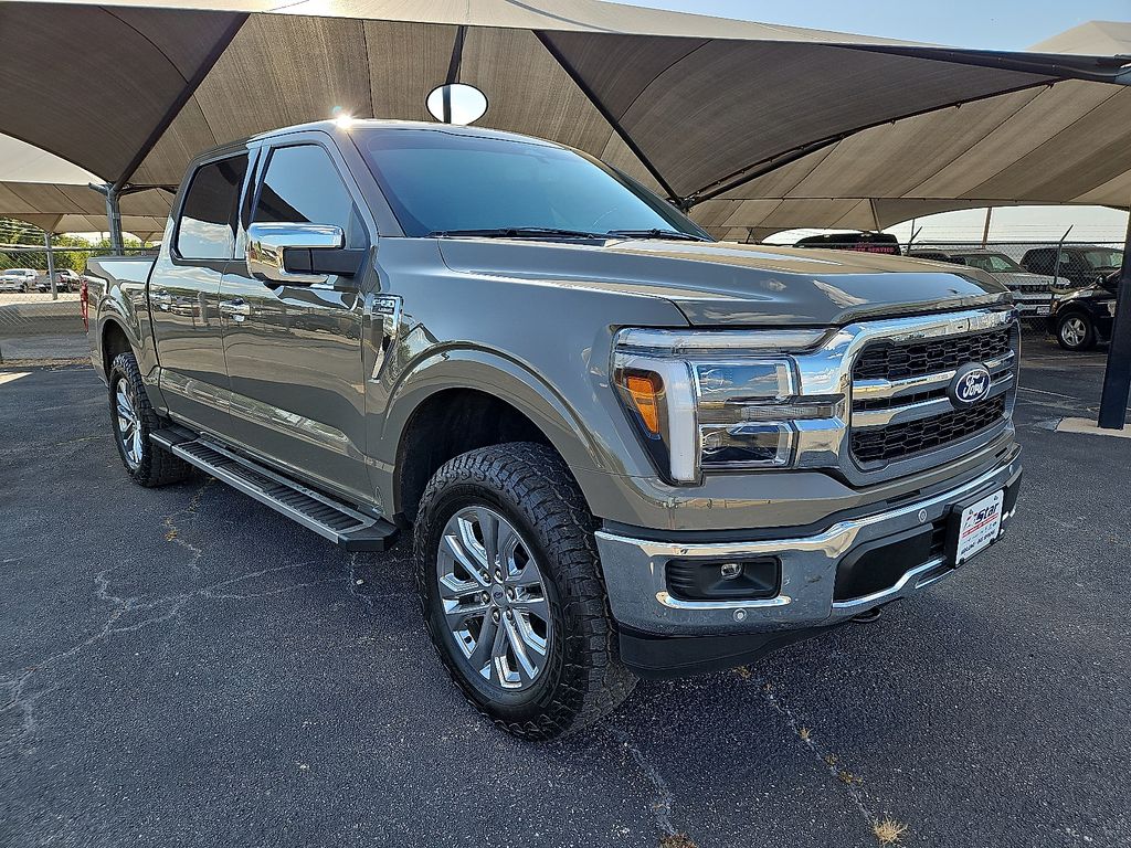 2025 Ford F-150 Gris Camioneta Todo terreno Automática