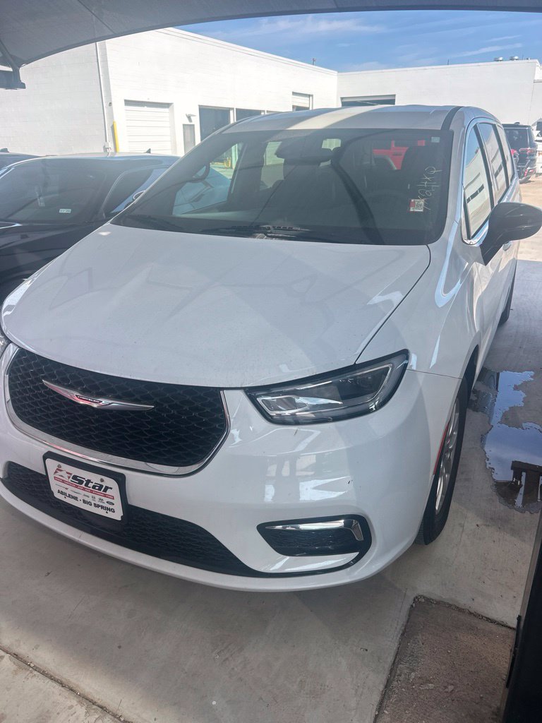 2025 Chrysler Pacifica Select FWD