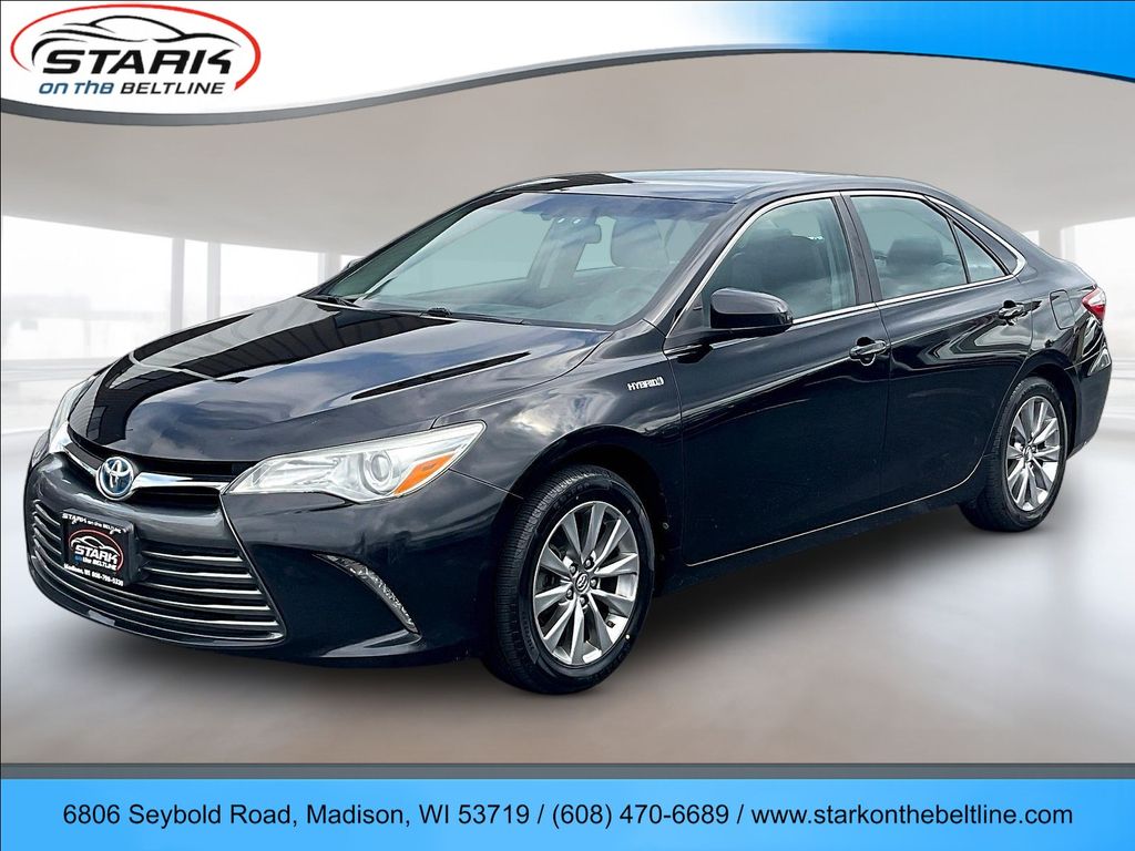 Used 2016 Toyota Camry Hybrid XLE Sedan
