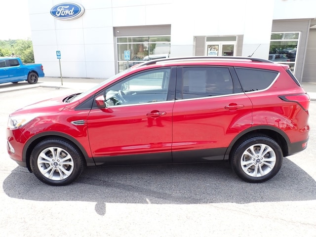 Used 2019 Ford Escape SEL with VIN 1FMCU0HDXKUA93741 for sale in Burgettstown, PA