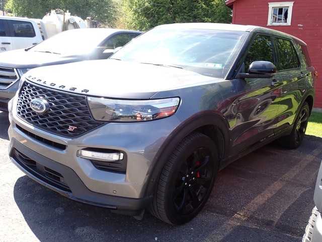 2021 Ford Explorer ST 4WD's photo