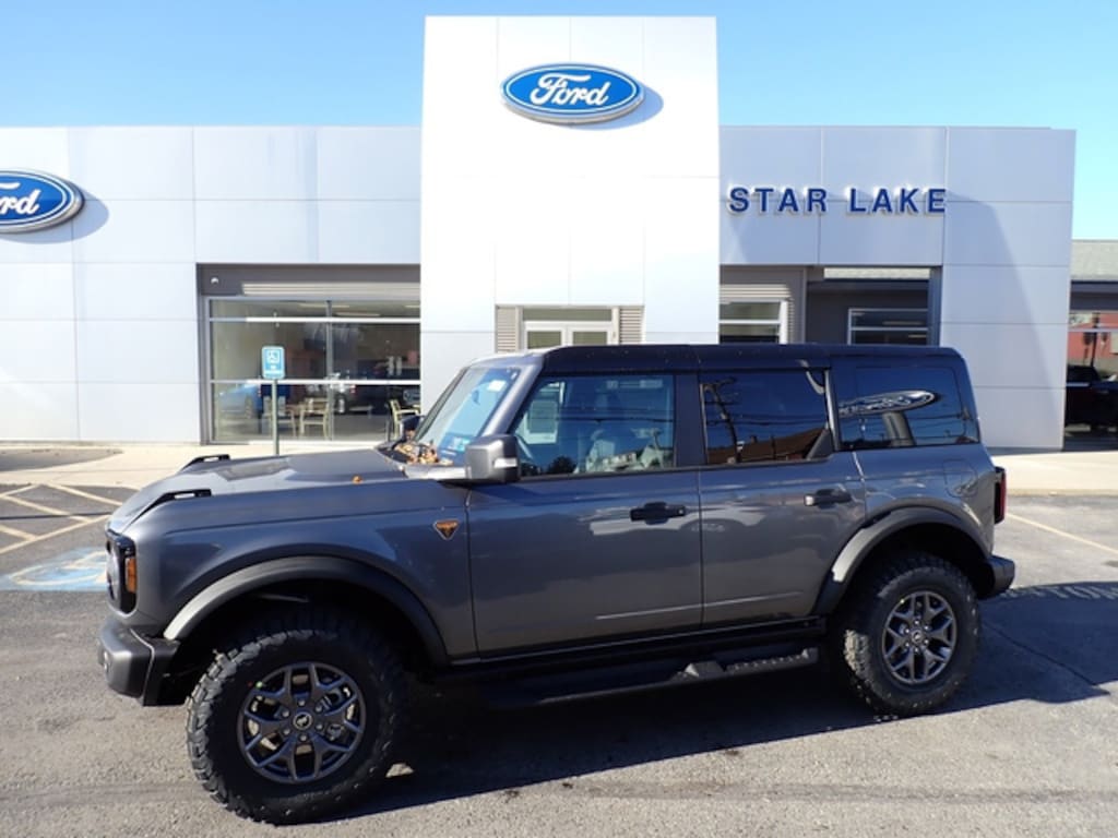 New 2025 Ford Bronco Badlands SUV