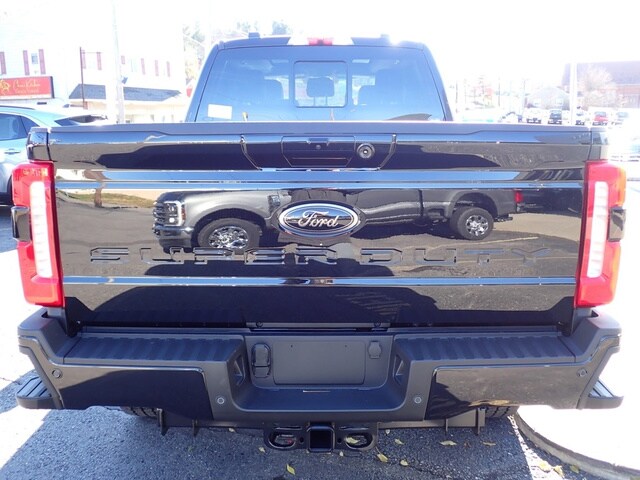 2026 Ford F-350 Lariat photo 4