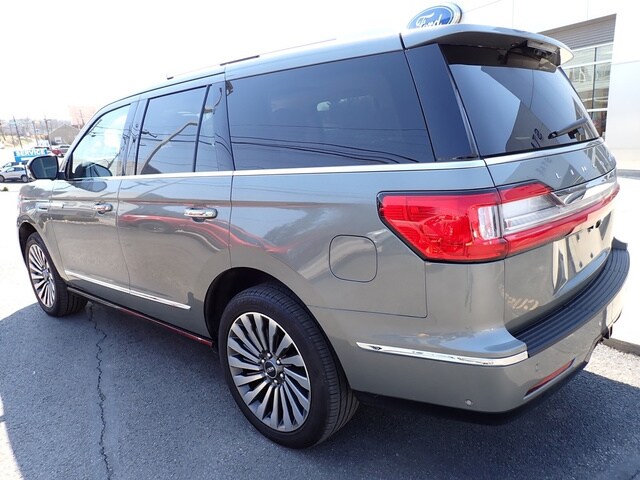 2019 Lincoln Navigator Reserve photo 3