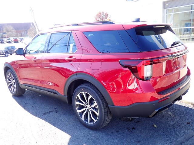 2026 Ford Explorer ST-Line photo 3