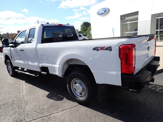 2026 Ford F-250 XL photo 3