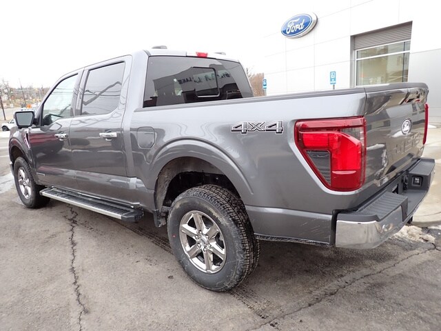 2025 Ford F-150 XLT photo 3