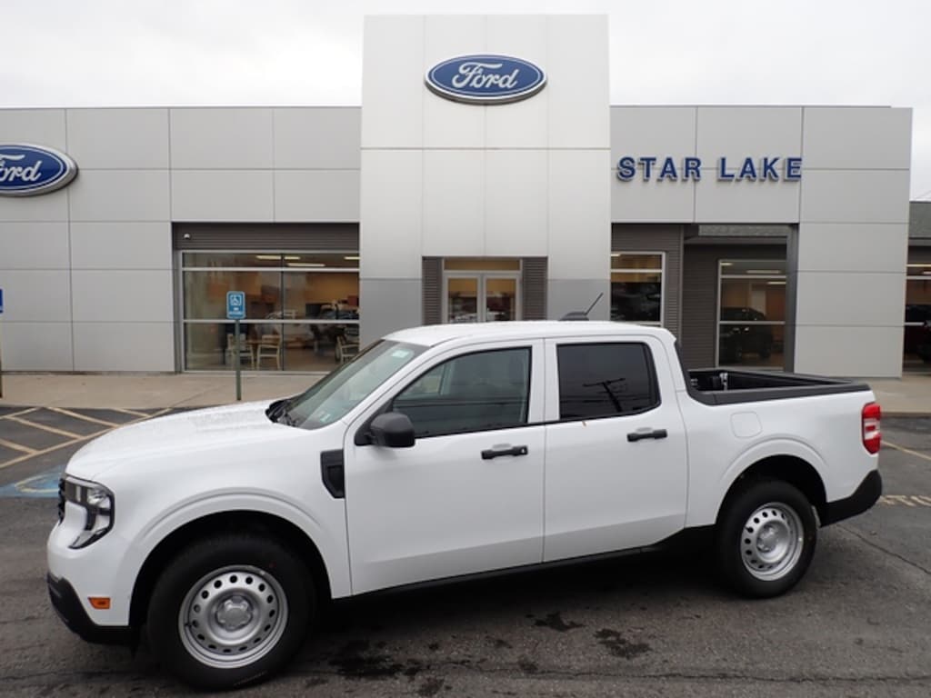 New 2025 Ford Maverick XL TRUCK